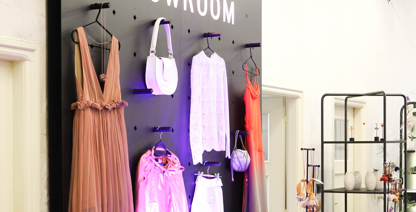 SmetanaQ Showroom